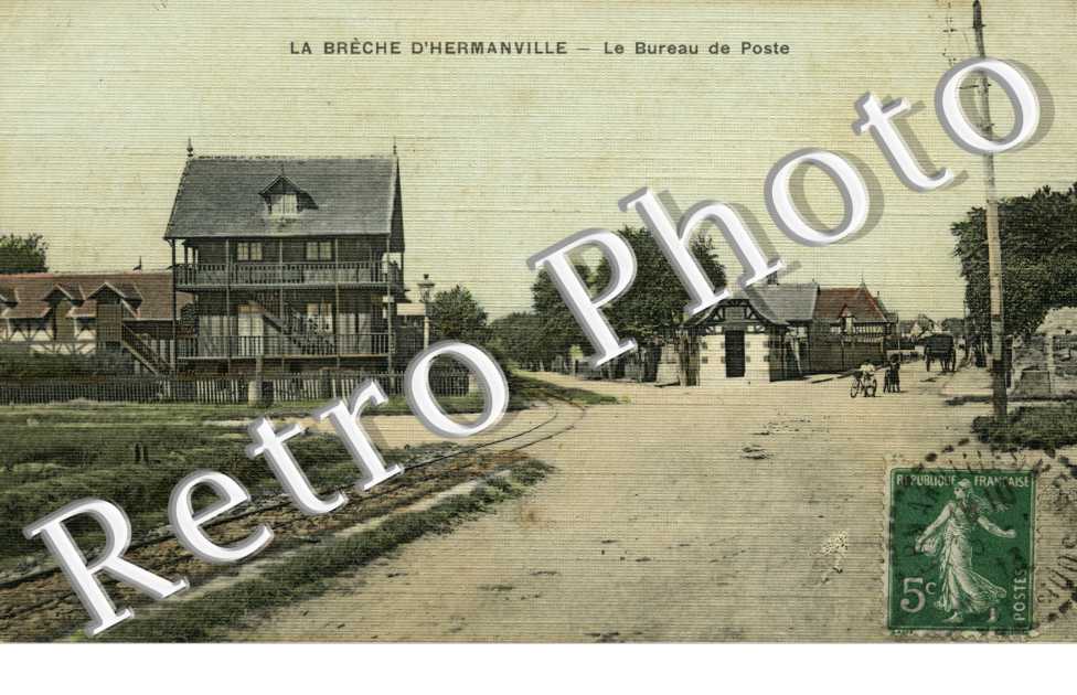 LA BRECHE D'HERMANVILLE le bureau de poste