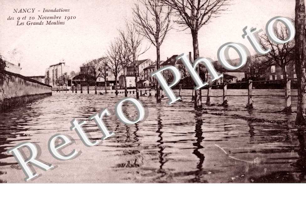 Les grands moulins Inondations des 9 et 10 novembre 1910  