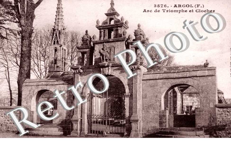 Arc de Triomphe et Clocher