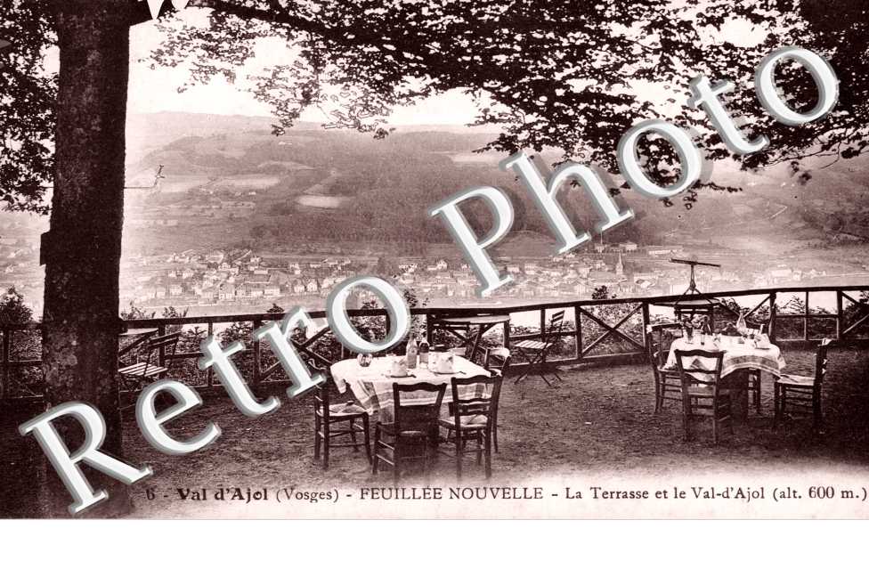 Feuillee nouvelle - La terrasse et le Val-d'Ajol