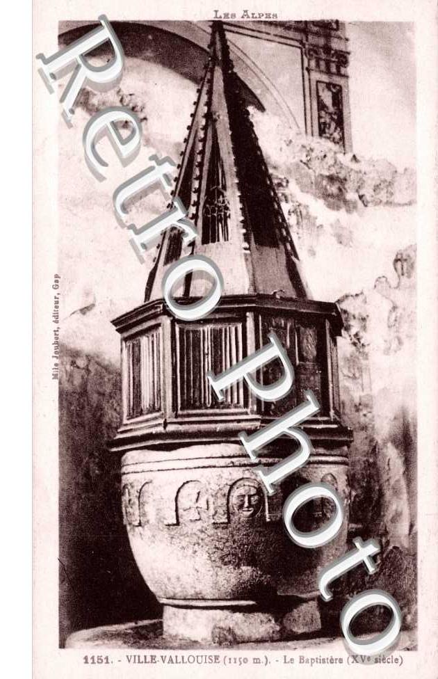 Le Baptistere - Villevallouise