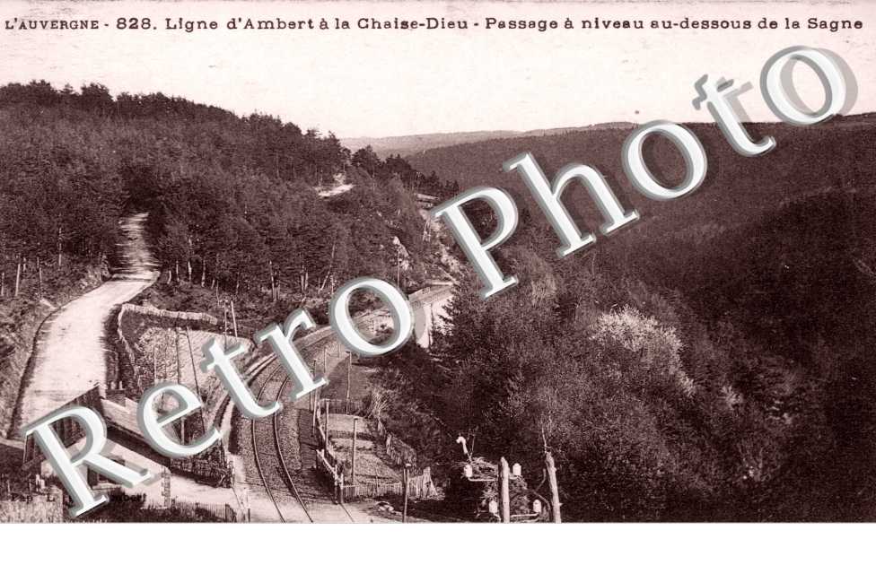 Ligne d'Ambert a la Chaise-Dieu, Passage a niveau au-dessous de la Sagne