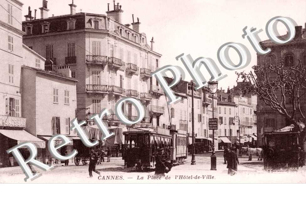 La Place de l'Hotel de Ville