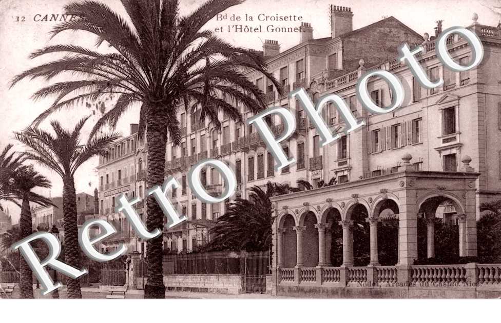 Boulevard de la Croisette et l'Hotel Gonnet