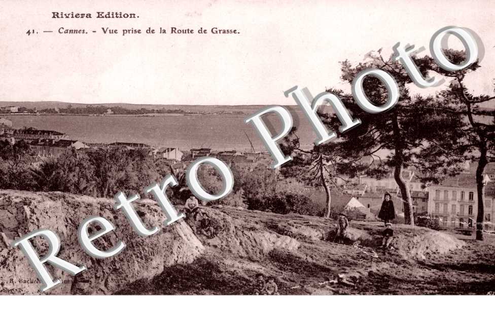 Vue exterieure prise de la Route de Grasse