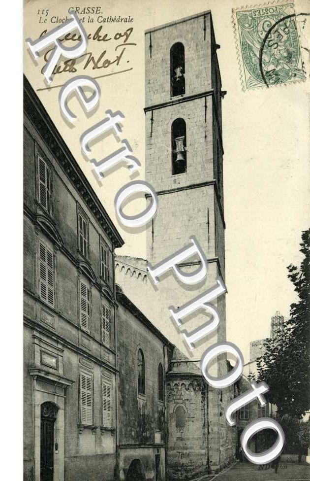 Le clocher et la cathedrale