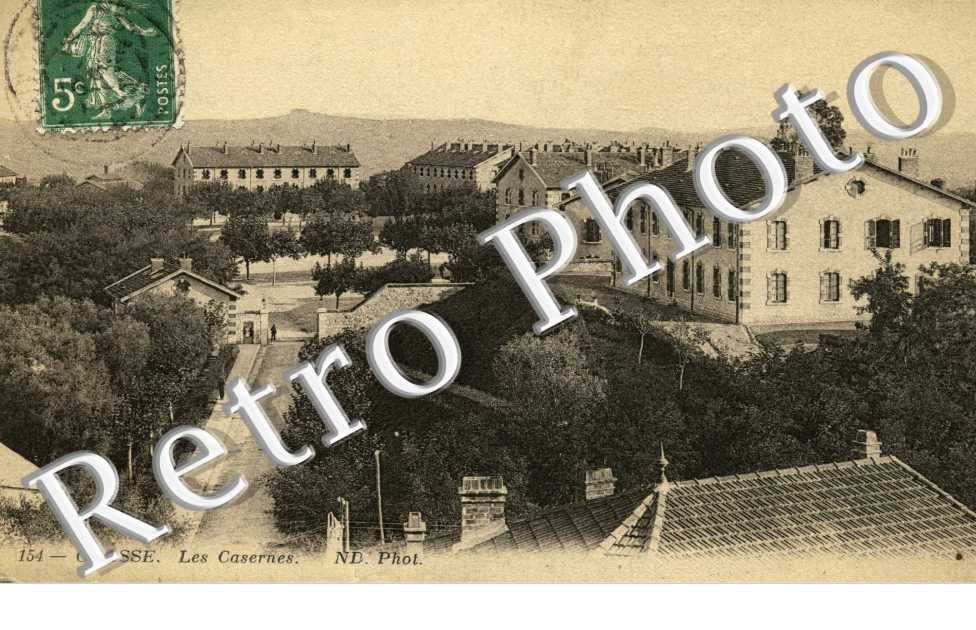 Les Casernes