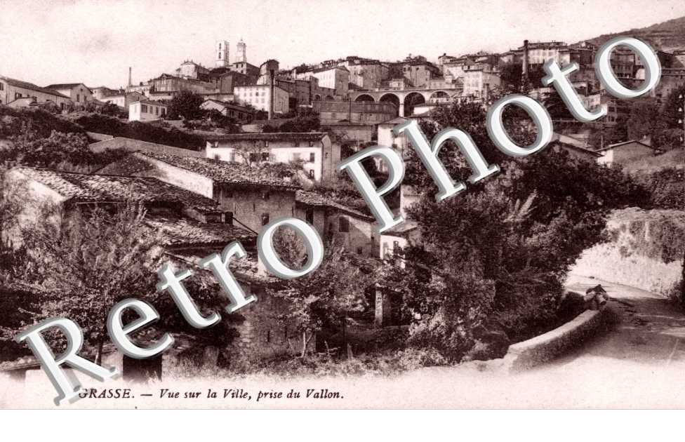 vue sur la ville prise du vallon