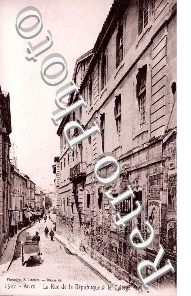 la Rue de la Republique et le College