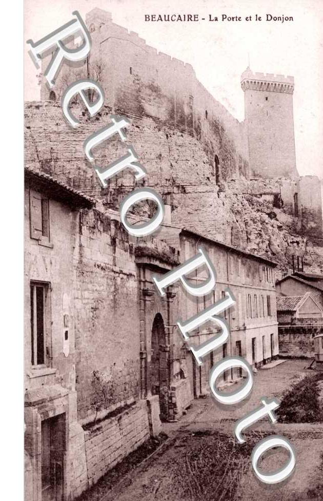 La porte et le Donjon
