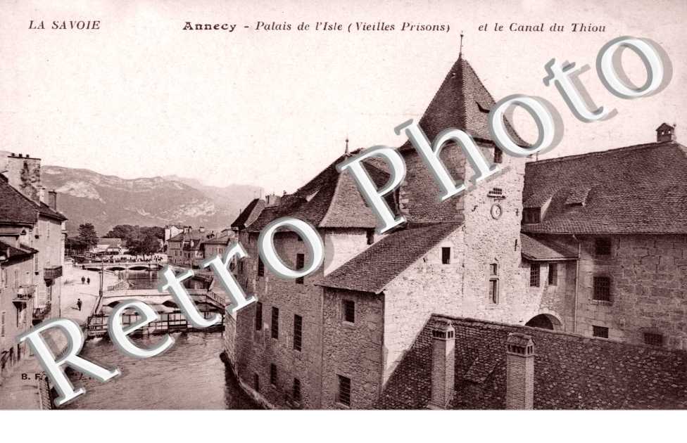 Palais de l'Isle et le Canal du Thiou