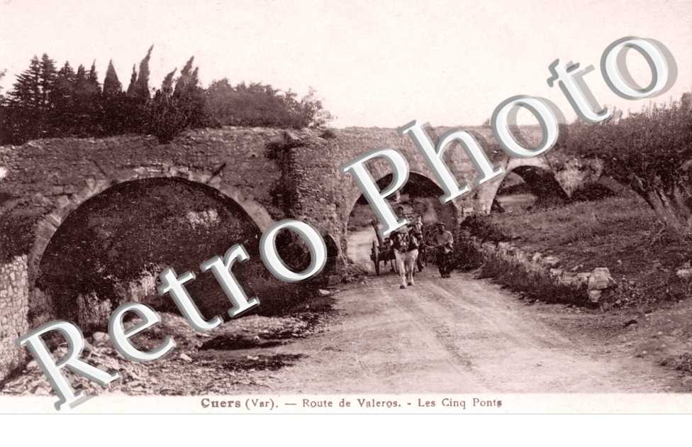Route de Valeros Les Cinq Ponts