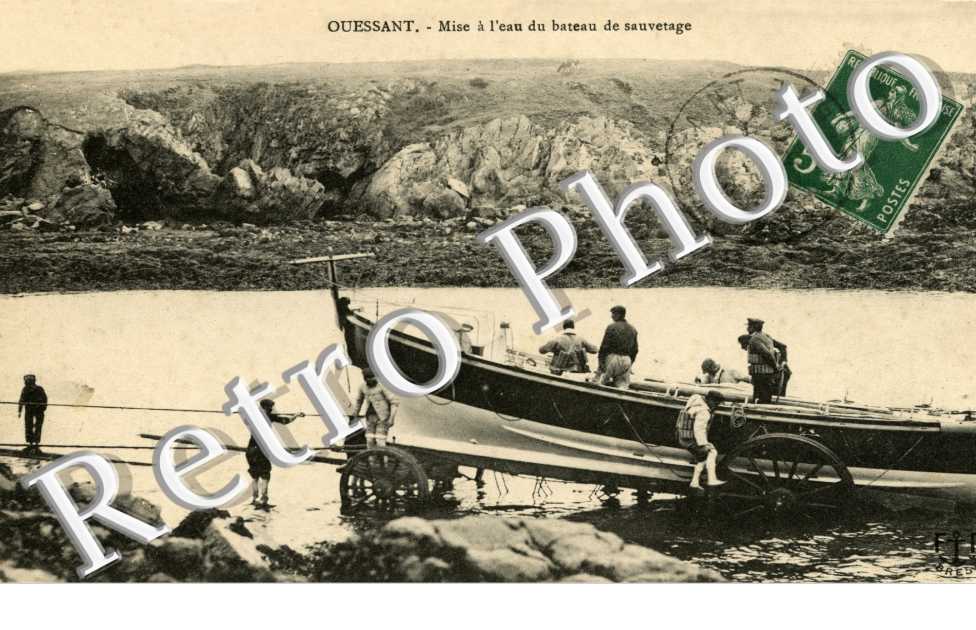 Mise a l'eau du Bateau de Sauvetage