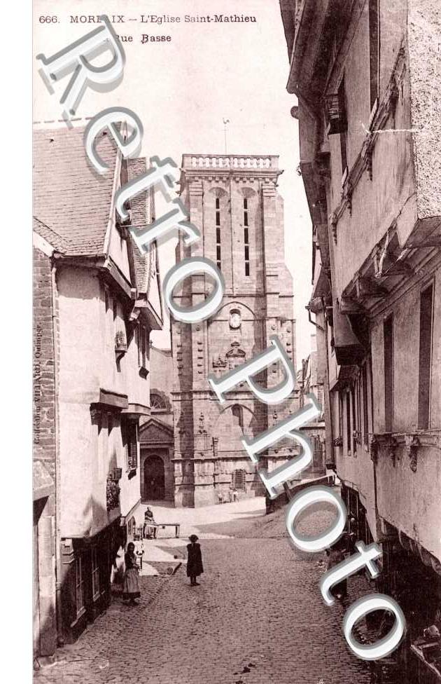 l'Eglise Saint-Mathieu - La rue Basse