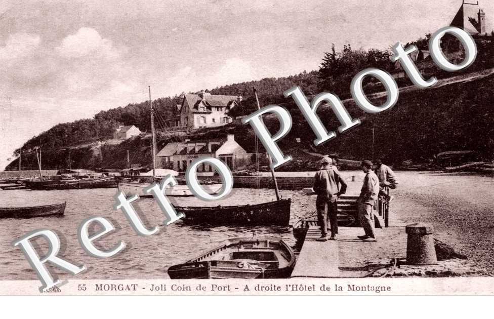 Joli coin du port - A droite l'hotel de la Montagne