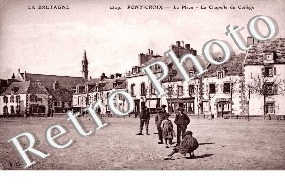 La Place, la Chapelle du College