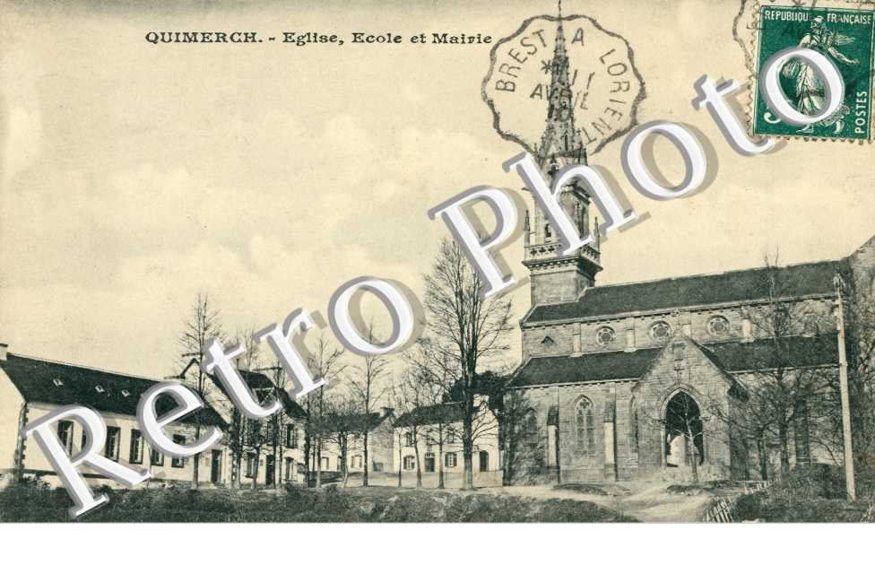 Eglise, Ecole et Mairie