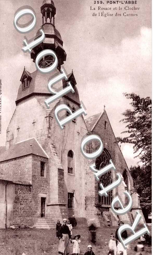 la Rosace et le Clocher de l'Eglise des Carmes