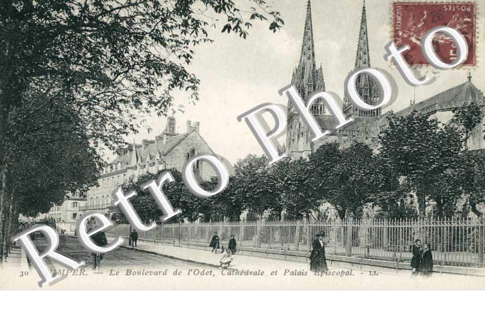 Boulevard de l'Odet, la Cathedrale et le Palais Episcopal