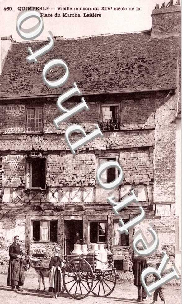 Vieille Maison du XIVeme siecle de la Place du Marche, Laitiere