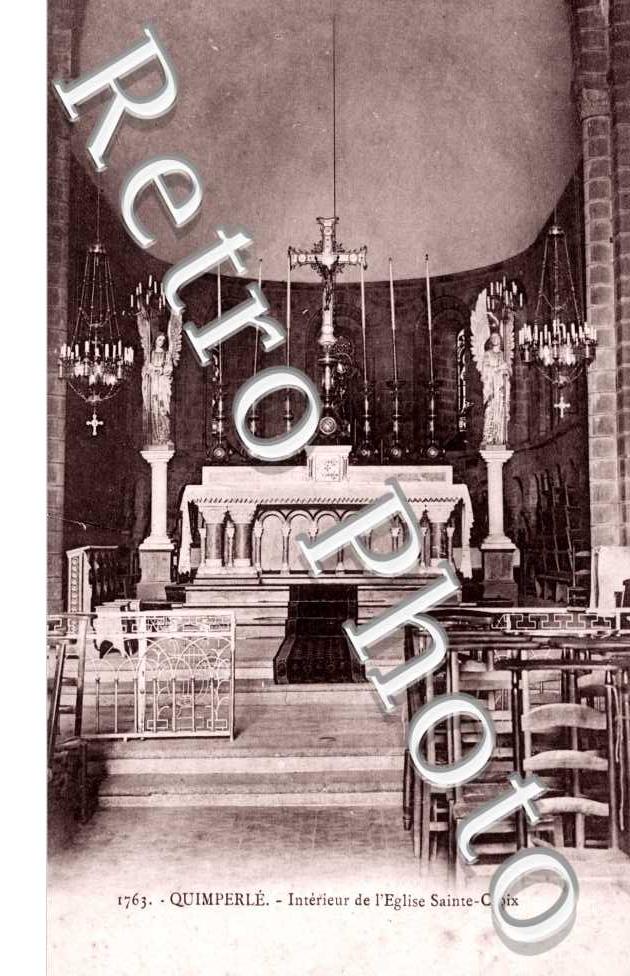 Interieur de l'Eglise Sainte Croix