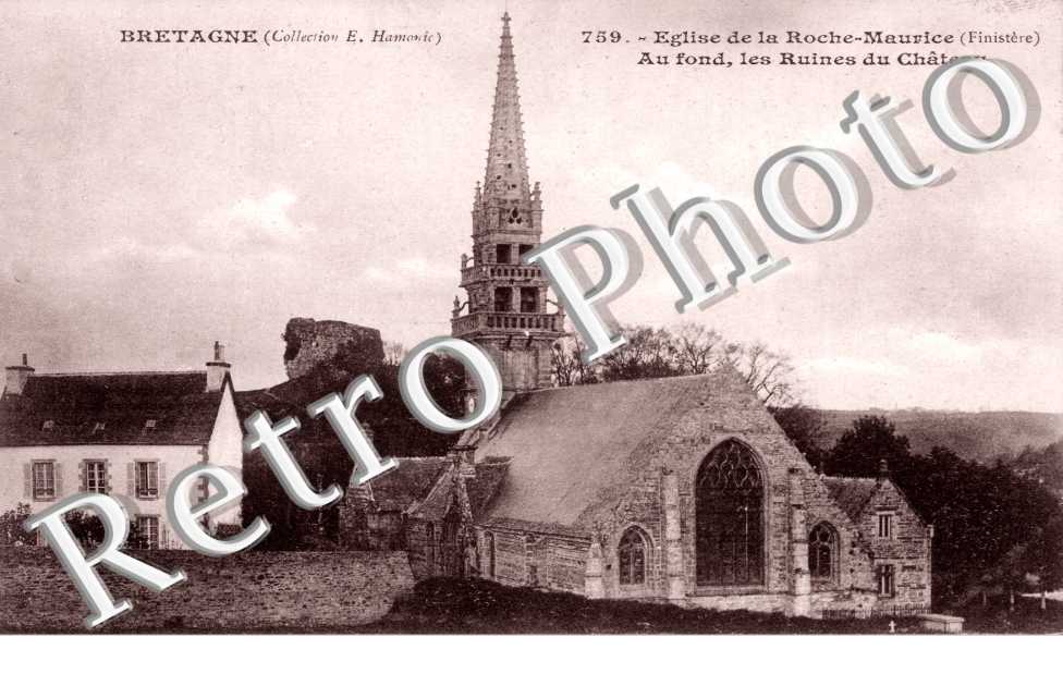 l'eglise - Au fond les ruines du Château