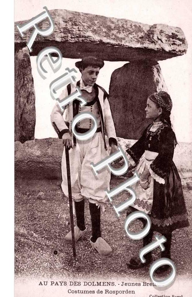  jeunes bretons Costumes