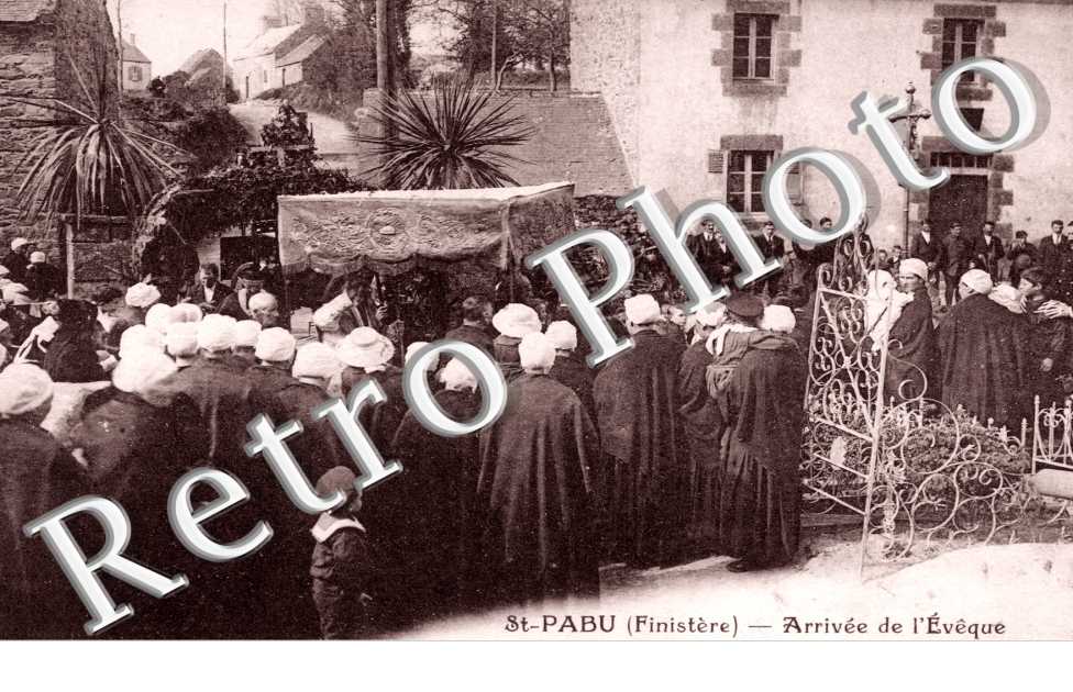 Arrivee de l'Eveque