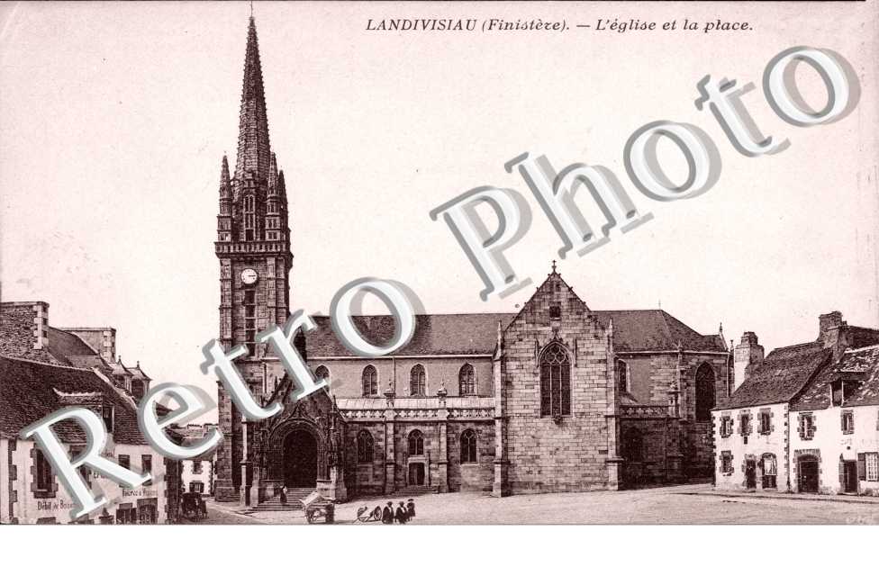 L'Eglise et la Place
