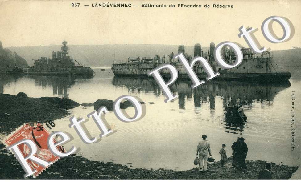 Batiment de l'escadre de Réserve