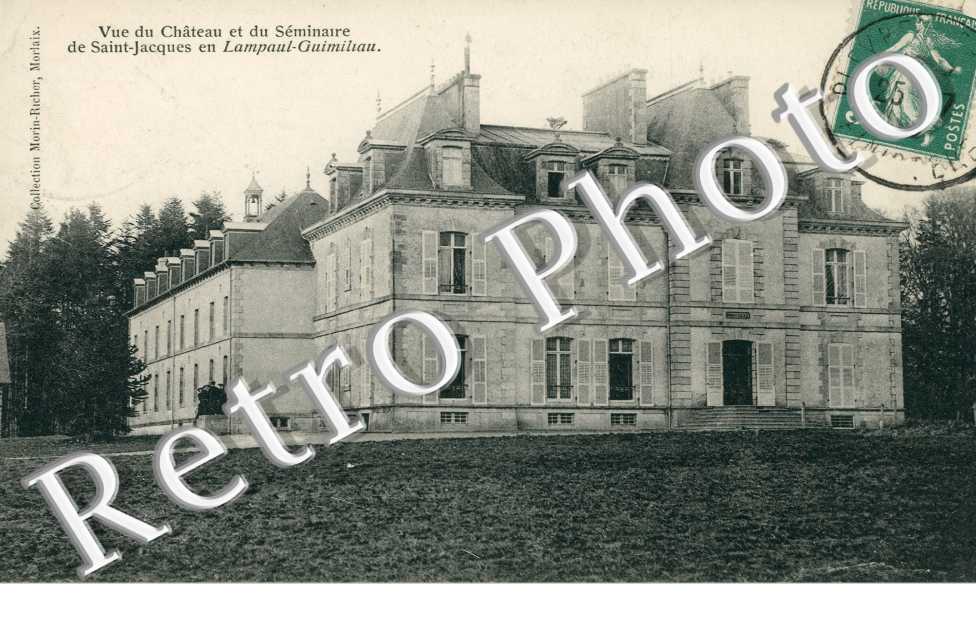 Vue du Chateau et du Seminaire de Saint Jacques
