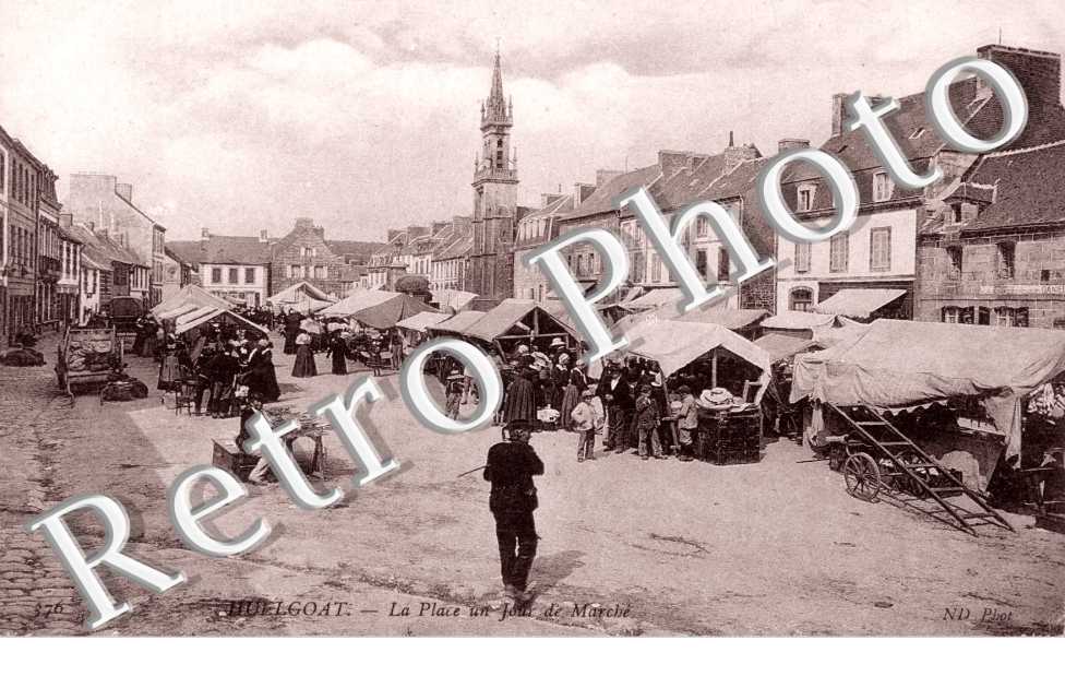 la place un jour de marche