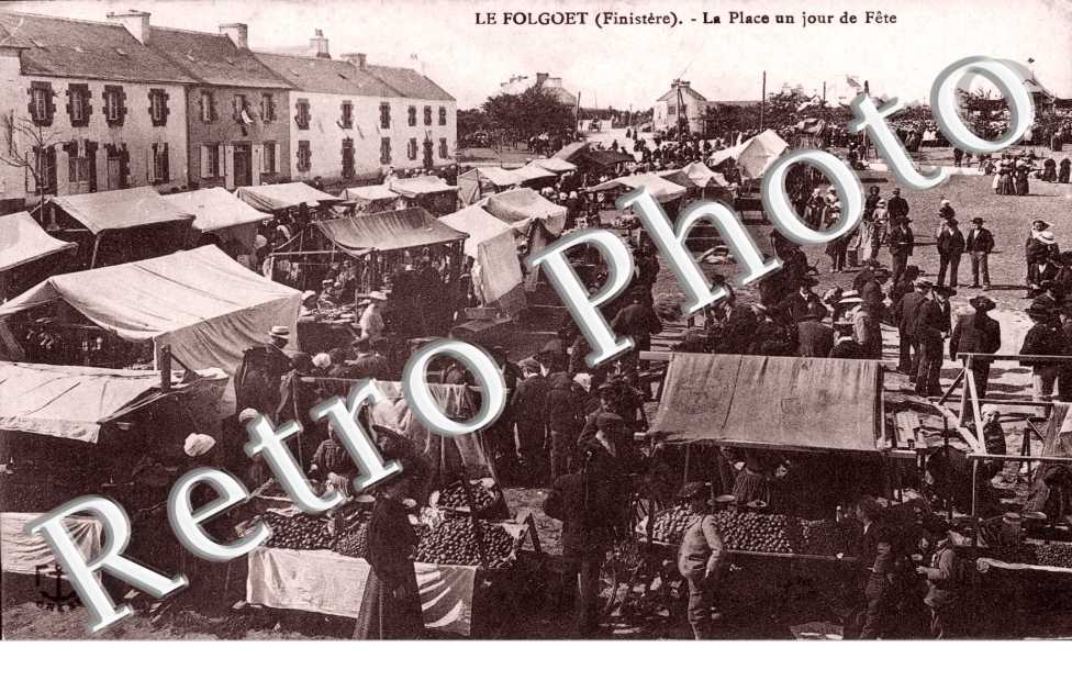 la place un jour de fete