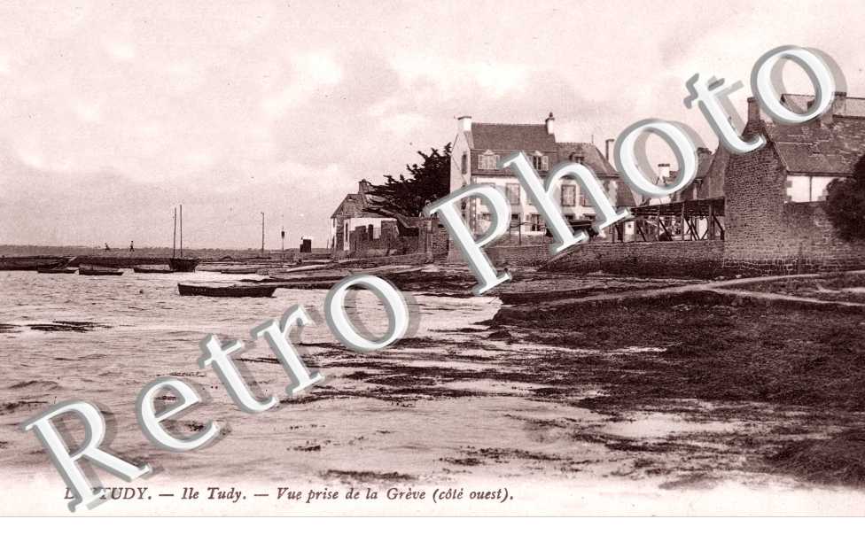 Vue prise de la Greve, Ile Tudy