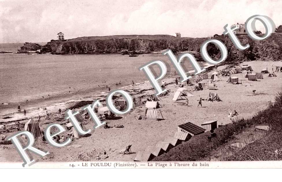 Le Pouldu - la Plage a l'heure du bain 