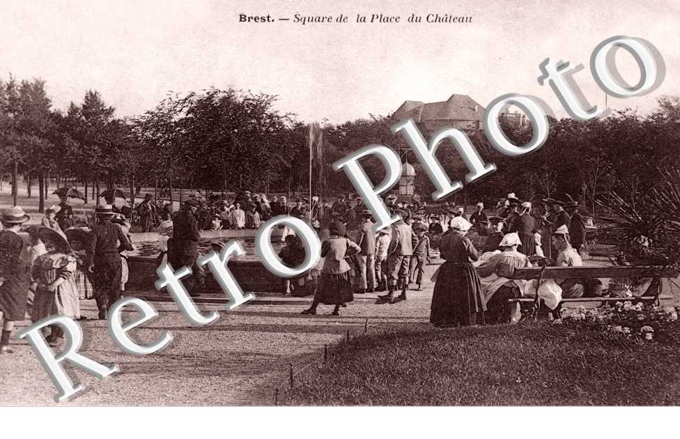 Square de la Place du Chateau