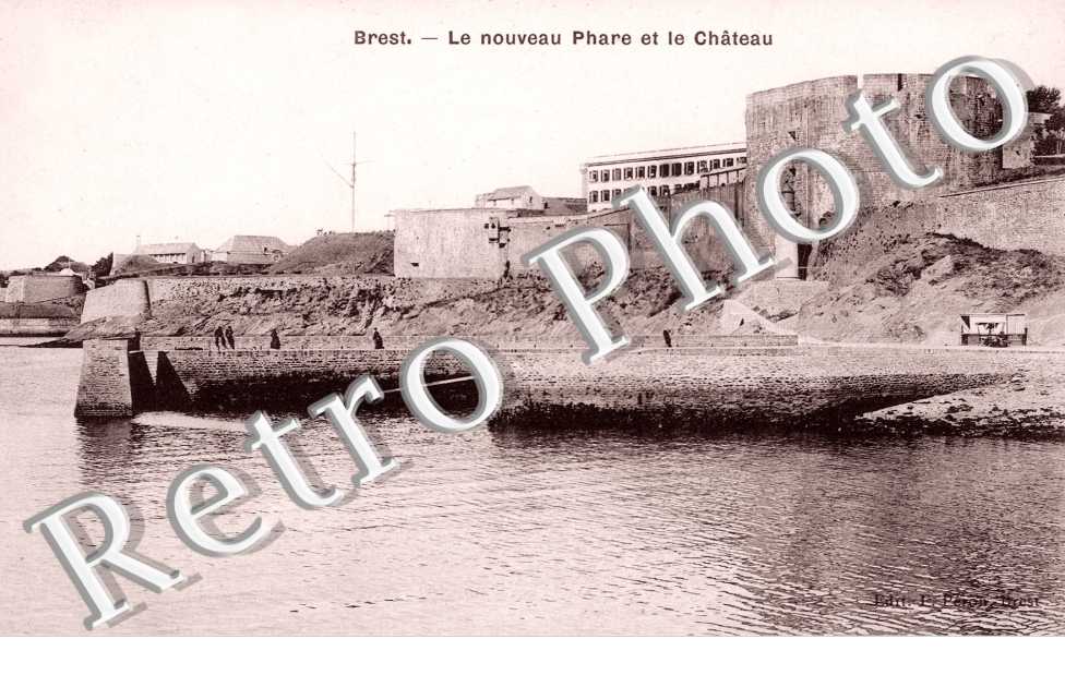 le nouveau Phare et le Chateau