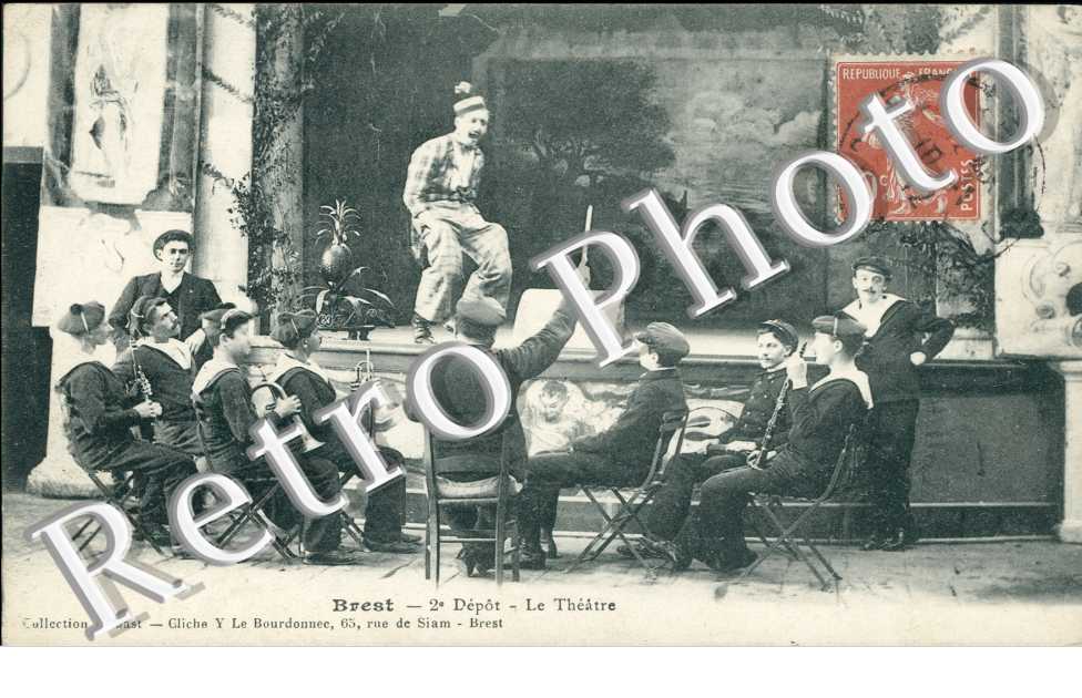 2eme Depot, le Theatre