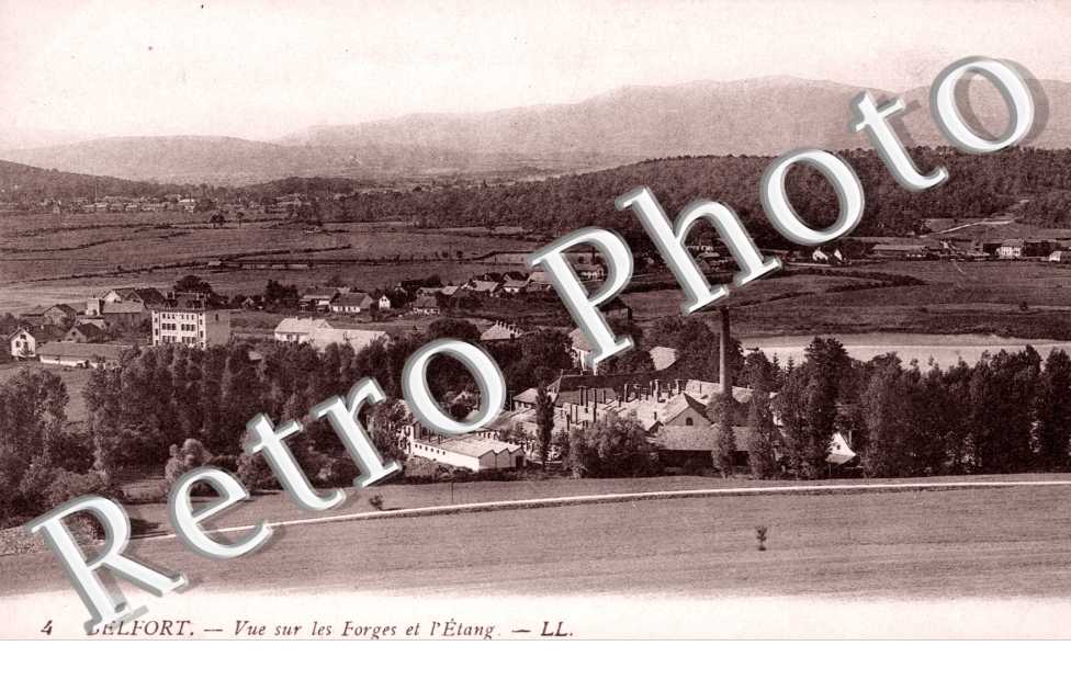 Vue sur les Forges et sur l'Etang