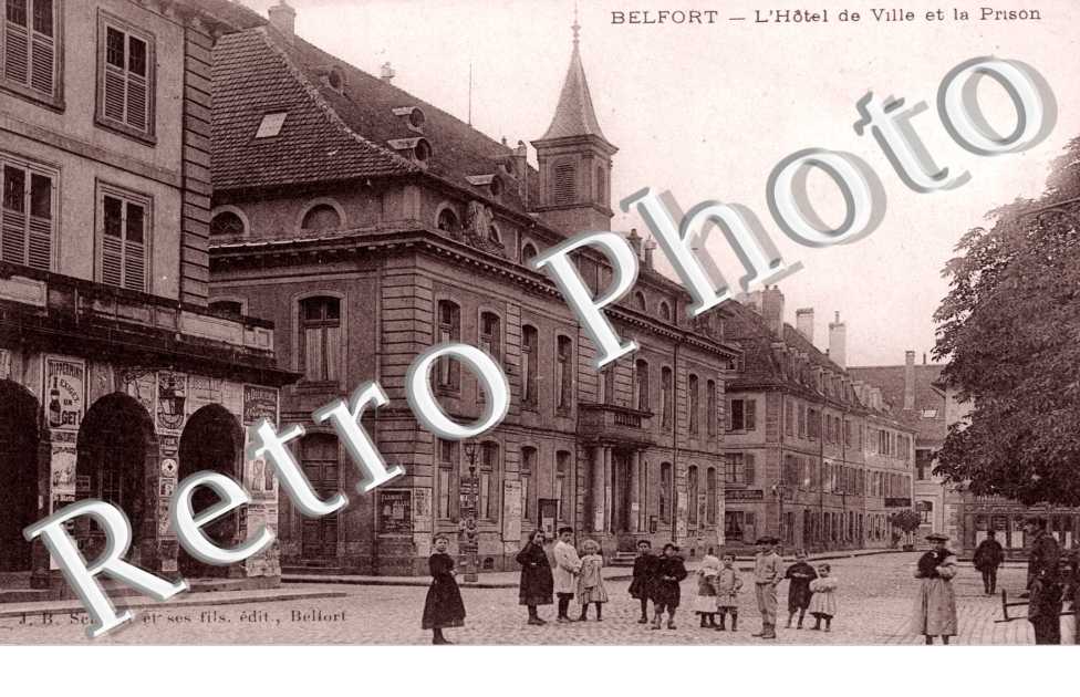 L'Hotel de Ville et la Prison