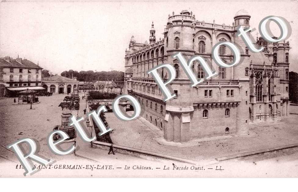 Le Chateau La Facade Ouest