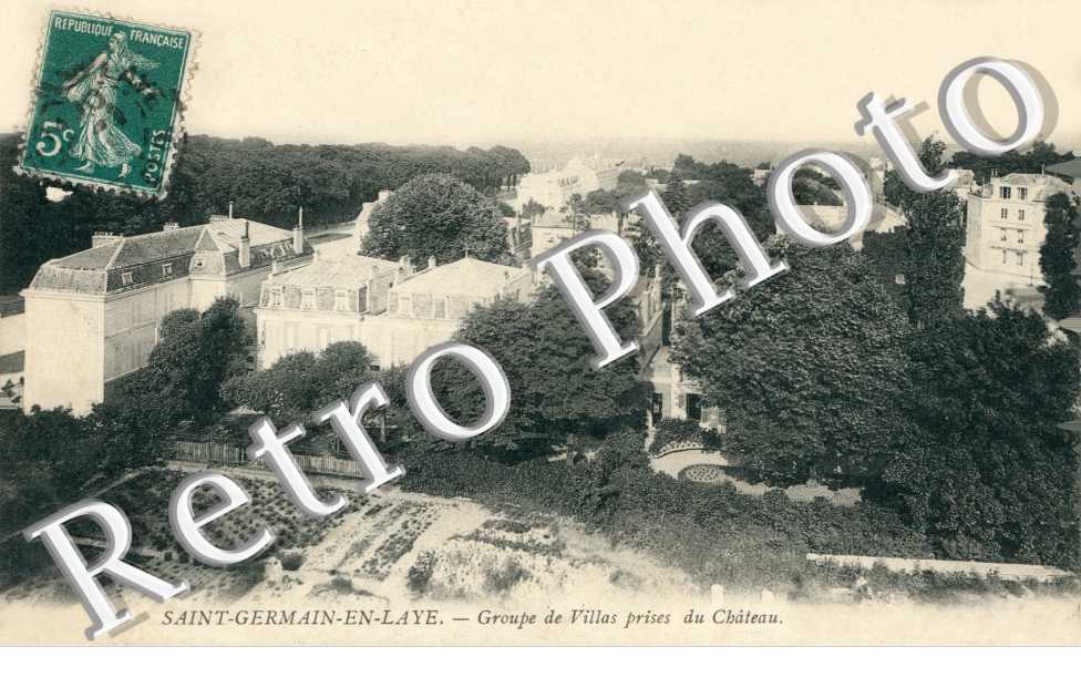 groupe de villas prises du chateau