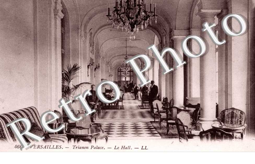 Trianon-Palace. Le Hall