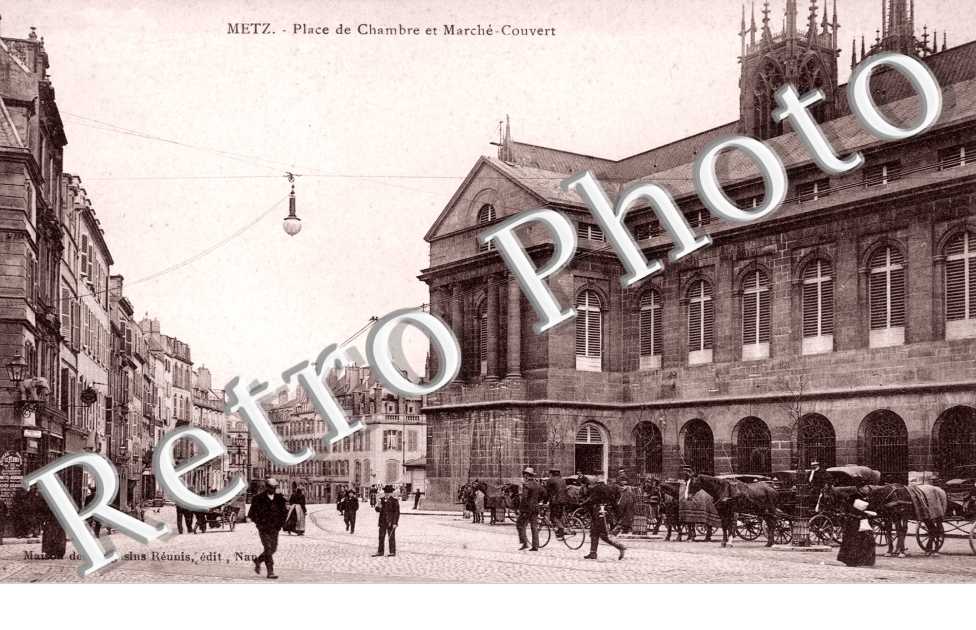 Place de Chambre et Marché Couvert