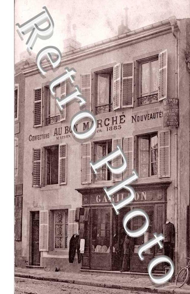 Au Bon Marche Garillon