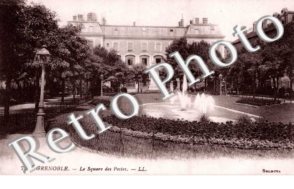 place Vaucanson Hotel des Postes