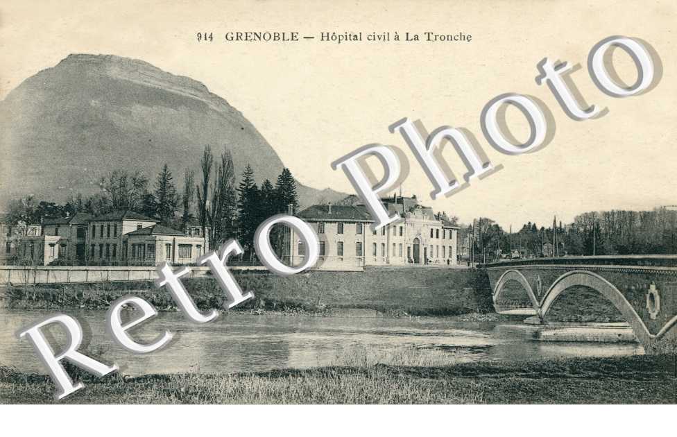 L'Hopital Civil a La Tronche