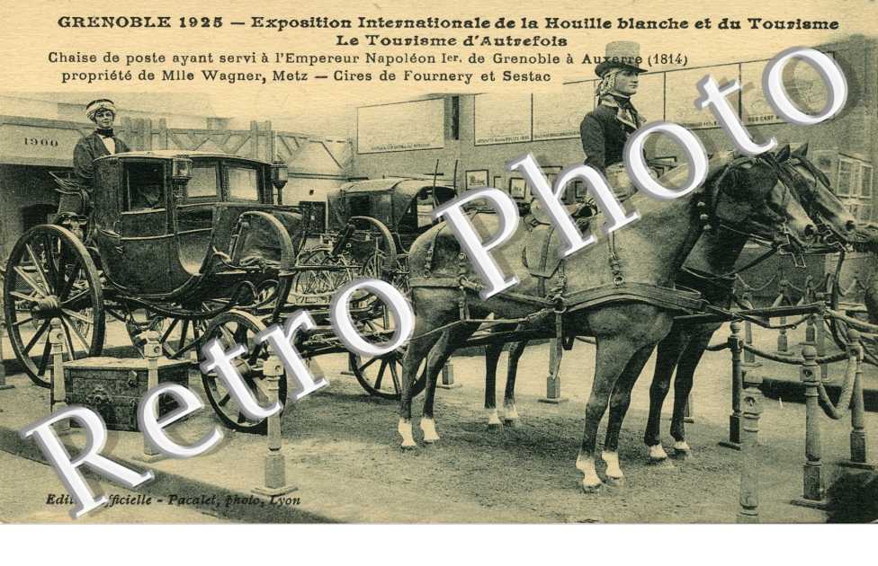 1925 exposition internationale de la Houille blanche et du tourisme chaise de poste ayant servi a Napoleon 1