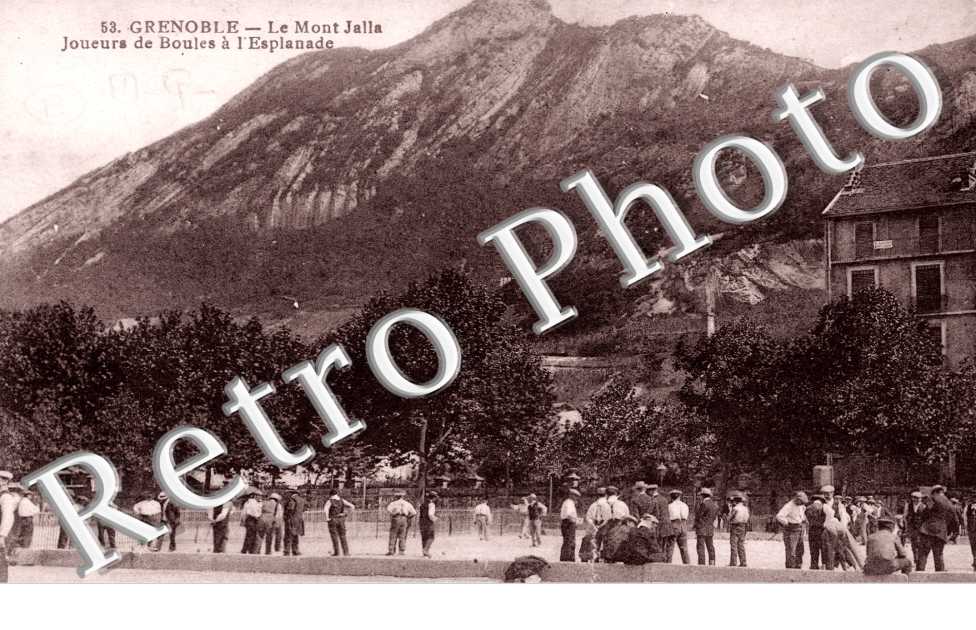Le Mont Jalla, joueurs de boules