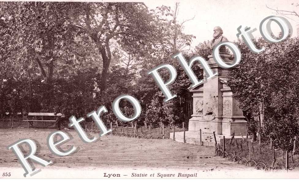 square Raspail